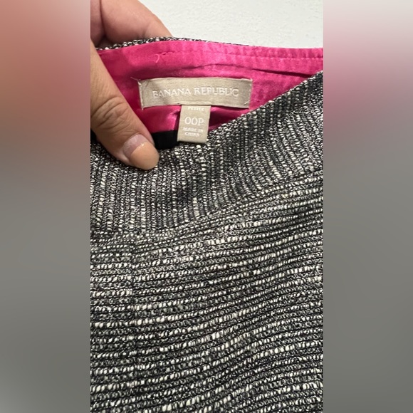 Banana Republic Skirt in Gray 00P - Picture 5 of 7